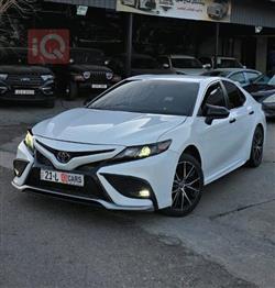 تۆیۆتا کامری